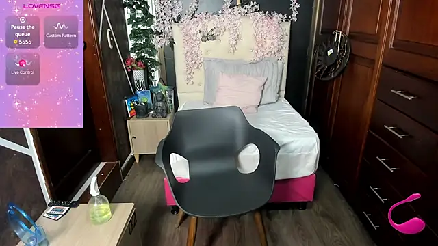 BrittanyBrooks  online show from September 2025 01:55:02 PM
