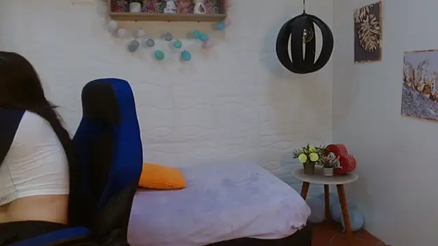 tulunaroja online show from October 2025 08:53:02 PM