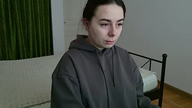 Snapshot of Di_na_Bell chatting on September 2025 05:34:02 AM Di na Bell online show from September 2025 05:34:02 AM