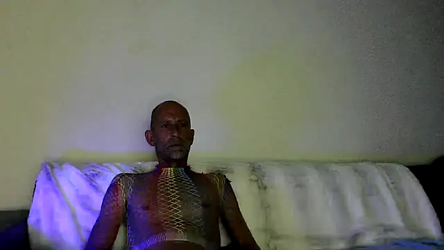 Snapshot of we_are_fucking_serious chatting on October 2025 02:34:01 AM we are fucking serious online show from October 2025 02:34:01 AM