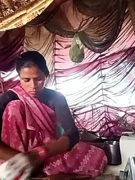 Suhani sharma1 online show from October 2025 03:28:02 AM