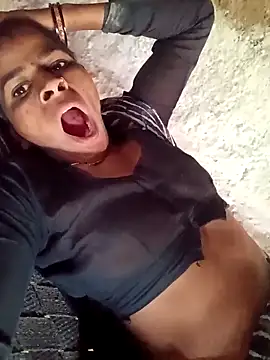 Suhani sharma1 online show from November 2025 08:16:02 AM