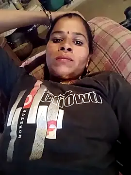 Suhani sharma1 online show from November 2025 04:14:02 AM