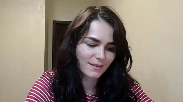 Silviaa a online show from October 2025 08:40:01 PM