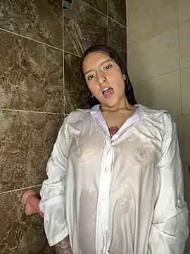 Scaarlettfox online show from September 2025 08:20:02 PM