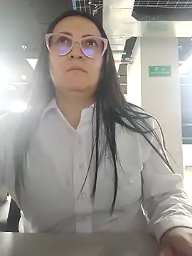 Romina693 online show from September 2025 07:08:01 AM