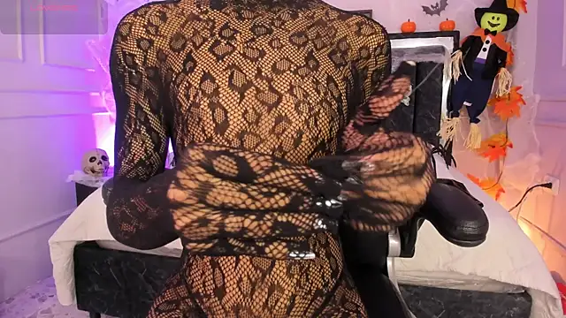 Snapshot of SwettRenata_ chatting on October 2025 12:28:02 PM SwettRenata online show from October 2025 12:28:02 PM