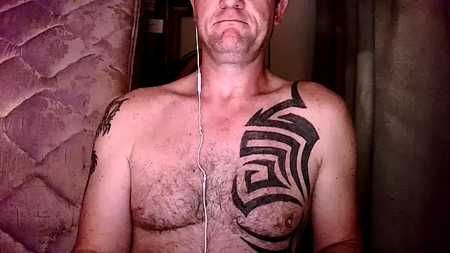 Yournaughty online show from November 2025 04:46:01 AM