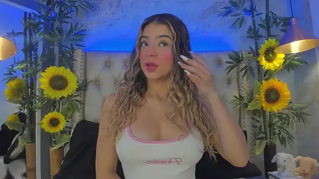 LittleeJaz online show from October 2025 01:39:02 AM