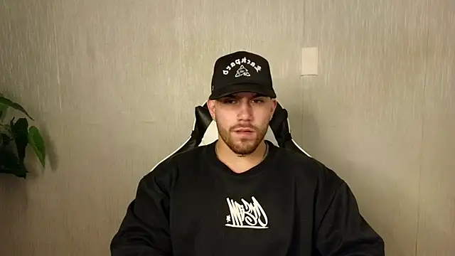 Ades Lowe online show from October 2025 11:55:01 AM