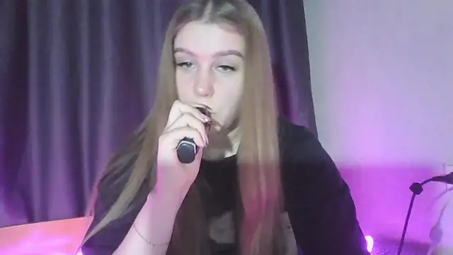 Snapshot of yourhoney_Lola_ chatting on November 2025 02:49:02 PM yourhoney Lola online show from November 2025 02:49:02 PM