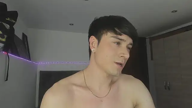 Snapshot of stevve_14 chatting on November 2025 03:38:02 AM stevve 14 online show from November 2025 03:38:02 AM