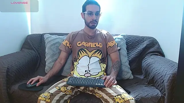 Snapshot of ReyPablo1 chatting on November 2025 02:08:01 PM ReyPablo1 online show from November 2025 02:08:01 PM