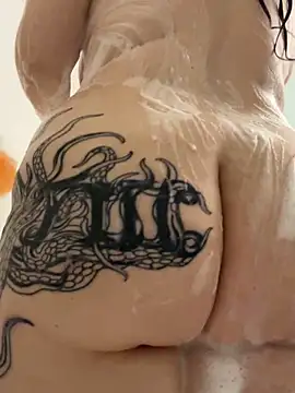 Alix Valentine online show from September 2025 11:40:01 PM