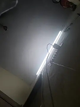 Villageanuty online show from October 2025 12:39:02 PM