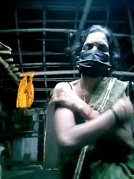 Tamilauntyhot online show from October 2025 01:03:02 AM