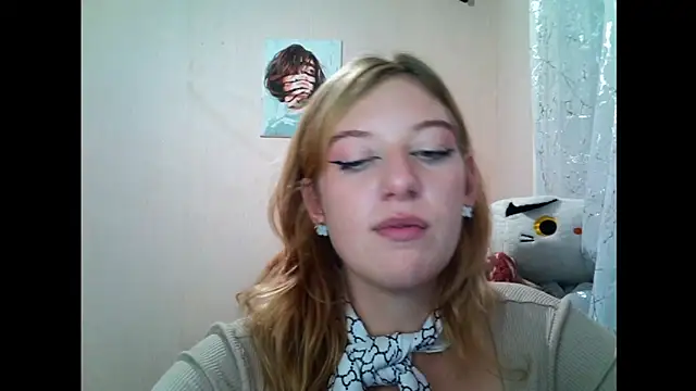 Snapshot of Lily_Ember chatting on September 2025 04:30:01 PM Lily Ember online show from September 2025 04:30:01 PM