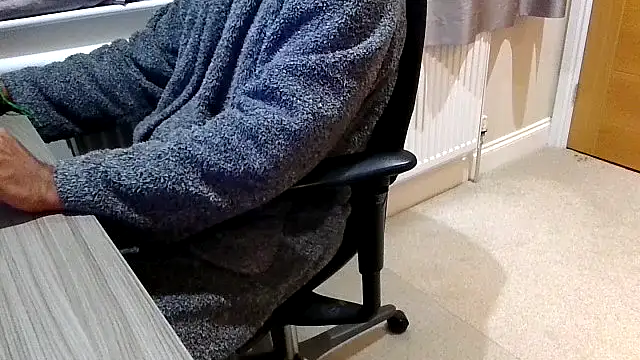 Snapshot of rogamuffin chatting on September 2025 09:38:01 PM rogamuffin online show from September 2025 09:38:01 PM