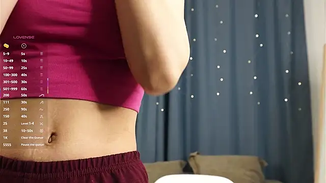 Snapshot of TaiteFairfield chatting on October 2025 07:34:01 AM TaiteFairfield online show from October 2025 07:34:01 AM