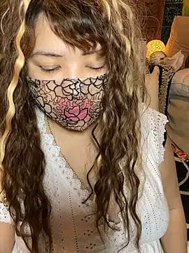 xoxLILxMELOxox online show from October 2025 04:48:02 PM