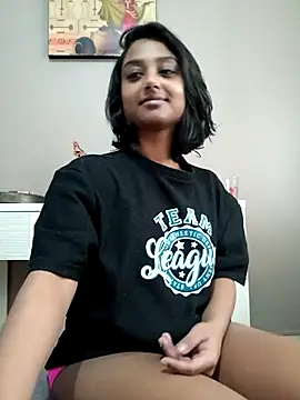 Snapshot of littlemissdevil69 chatting on October 2025 07:21:01 AM littlemissdevil69 online show from October 2025 07:21:01 AM