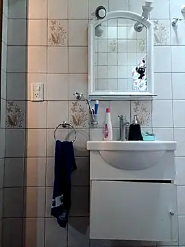 Snapshot of juanpa8453 chatting on October 2025 05:10:02 PM juanpa8453 online show from October 2025 05:10:02 PM