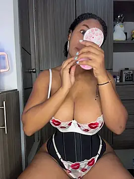 Snapshot of Mia_sweet80 chatting on October 2025 02:56:01 AM Mia sweet80 online show from October 2025 02:56:01 AM