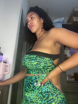 Snapshot of Mia_sweet80 chatting on October 2025 03:10:02 AM Mia sweet80 online show from October 2025 03:10:02 AM