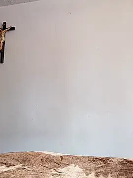 Snapshot of leon8013A chatting on September 2025 06:00:01 PM leon8013A online show from September 2025 06:00:01 PM