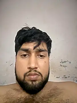 Snapshot of aka_big chatting on December 2025 08:37:02 PM aka big online show from December 2025 08:37:02 PM