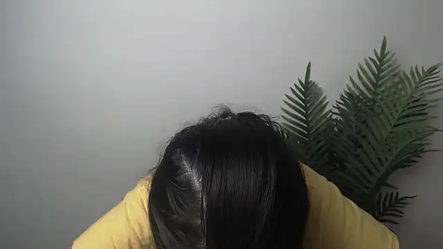 Snapshot of Sun_Shine__ chatting on September 2025 10:21:02 PM Sun Shine online show from September 2025 10:21:02 PM