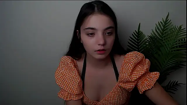 Snapshot of Sun_Shine__ chatting on September 2025 11:27:02 PM Sun Shine online show from September 2025 11:27:02 PM