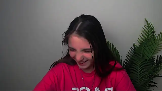 Snapshot of Sun_Shine__ chatting on September 2025 07:59:01 PM Sun Shine online show from September 2025 07:59:01 PM