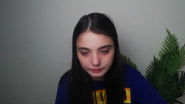 Snapshot of Sun_Shine__ chatting on September 2025 08:55:02 PM Sun Shine online show from September 2025 08:55:02 PM