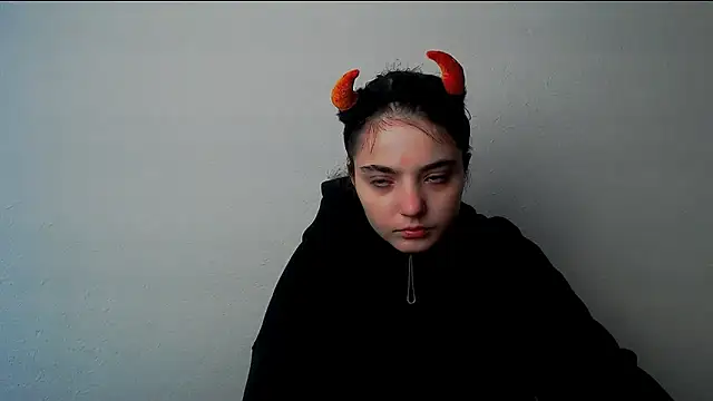 Snapshot of Sun_Shine__ chatting on October 2025 10:24:01 AM Sun Shine online show from October 2025 10:24:01 AM