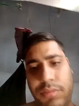 Snapshot of Desirock001 chatting on October 2025 03:36:02 AM Desirock001 online show from October 2025 03:36:02 AM