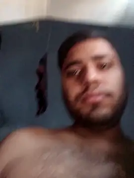 Snapshot of Desirock001 chatting on October 2025 01:39:02 AM Desirock001 online show from October 2025 01:39:02 AM