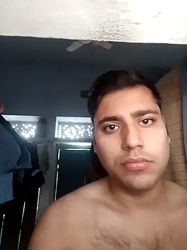 Snapshot of Desirock001 chatting on October 2025 02:45:01 AM Desirock001 online show from October 2025 02:45:01 AM