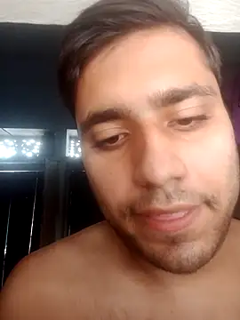 Snapshot of Desirock001 chatting on October 2025 03:58:02 AM Desirock001 online show from October 2025 03:58:02 AM