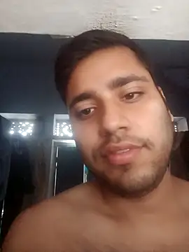 Snapshot of Desirock001 chatting on October 2025 02:15:01 AM Desirock001 online show from October 2025 02:15:01 AM