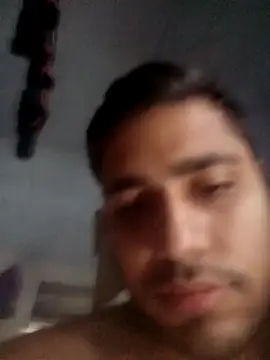 Snapshot of Desirock001 chatting on October 2025 02:23:02 AM Desirock001 online show from October 2025 02:23:02 AM