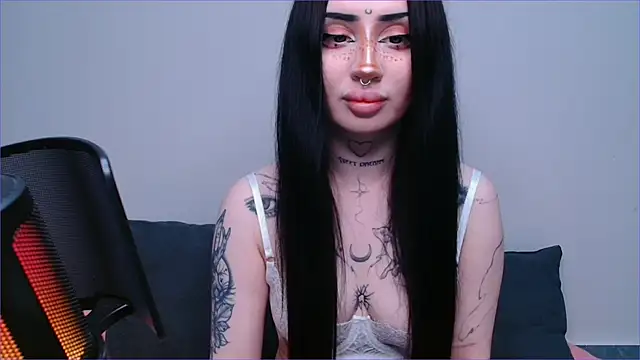 Snapshot of alisa_tattoogirl1 chatting on November 2025 11:14:02 PM alisa tattoogirl1 online show from November 2025 11:14:02 PM