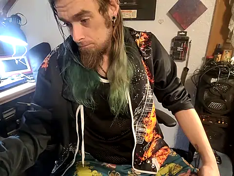 Snapshot of thejuicybacon chatting on October 2025 11:56:02 PM thejuicybacon online show from October 2025 11:56:02 PM