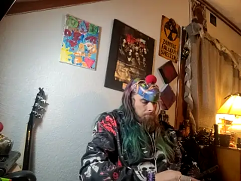 Snapshot of thejuicybacon chatting on November 2025 12:56:01 AM thejuicybacon online show from November 2025 12:56:01 AM