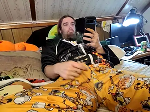 Snapshot of thejuicybacon chatting on November 2025 10:37:02 AM thejuicybacon online show from November 2025 10:37:02 AM