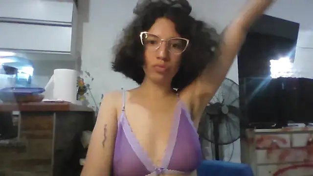 Snapshot of loliporomero chatting on October 2025 10:09:01 PM loliporomero online show from October 2025 10:09:01 PM