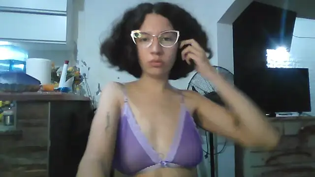 Snapshot of loliporomero chatting on October 2025 01:50:02 AM loliporomero online show from October 2025 01:50:02 AM