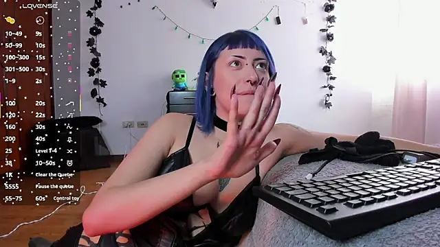 Snapshot of kattusauruss chatting on October 2025 02:23:02 PM kattusauruss online show from October 2025 02:23:02 PM