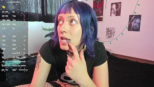 Snapshot of kattusauruss chatting on October 2025 01:31:01 PM kattusauruss online show from October 2025 01:31:01 PM