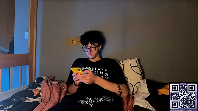 Snapshot of 8goat chatting on October 2025 10:43:02 PM 8goat online show from October 2025 10:43:02 PM